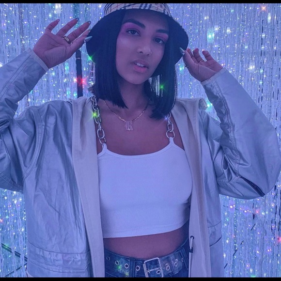 ★ Two Chains Ribbed Crop Tank ★ - Picture 2 of 5